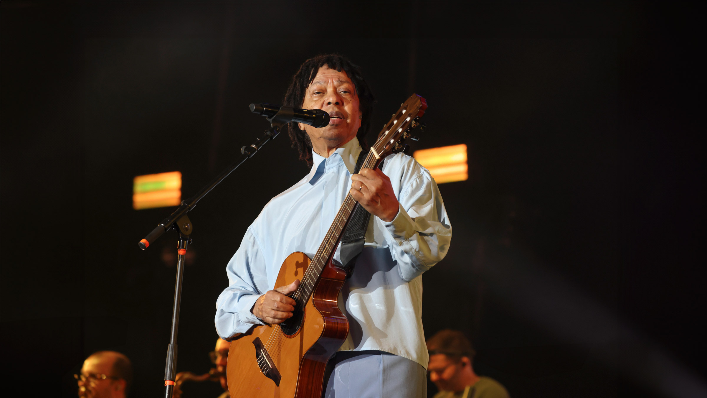 Djavan live