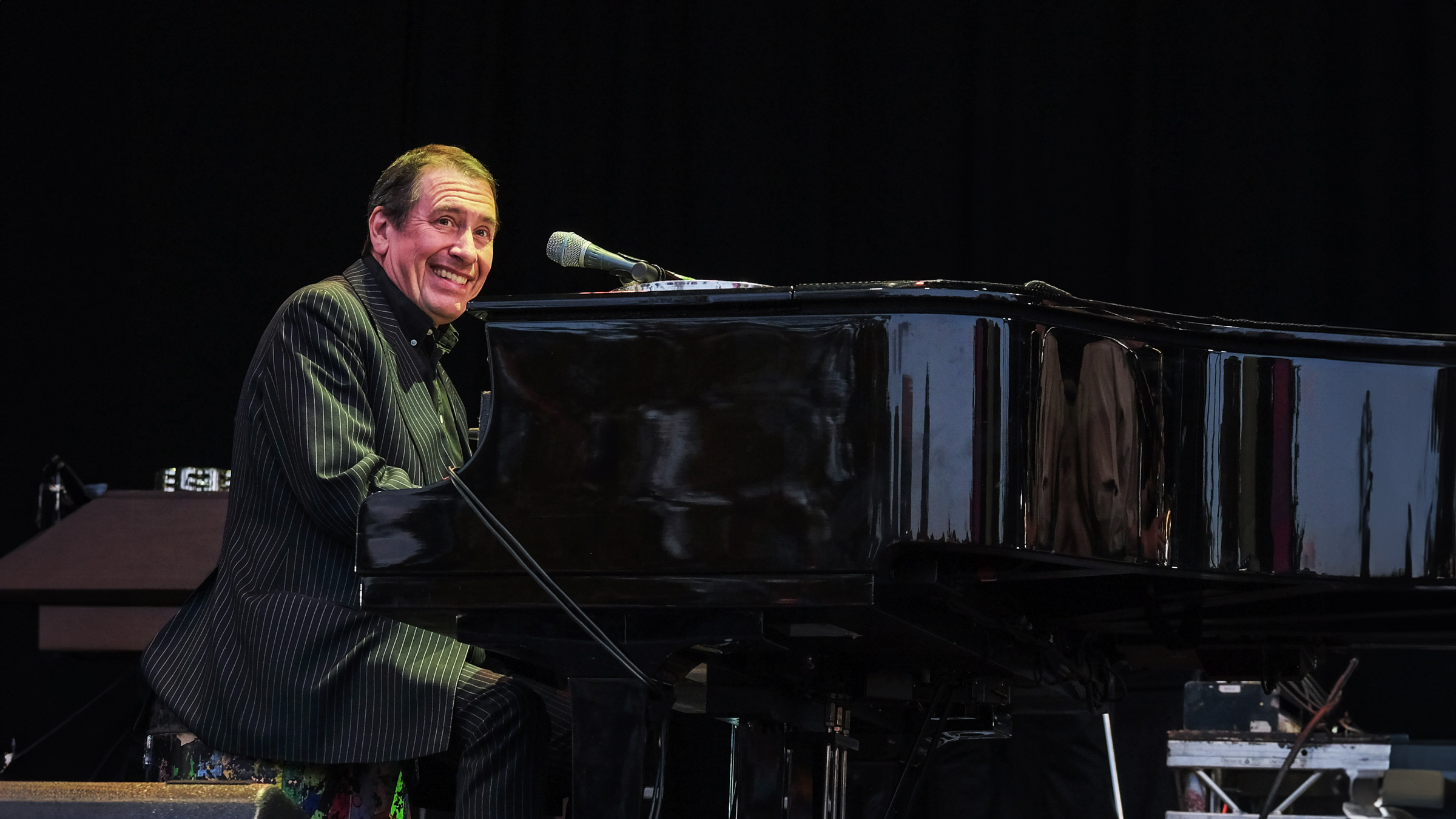 Jools Holland live