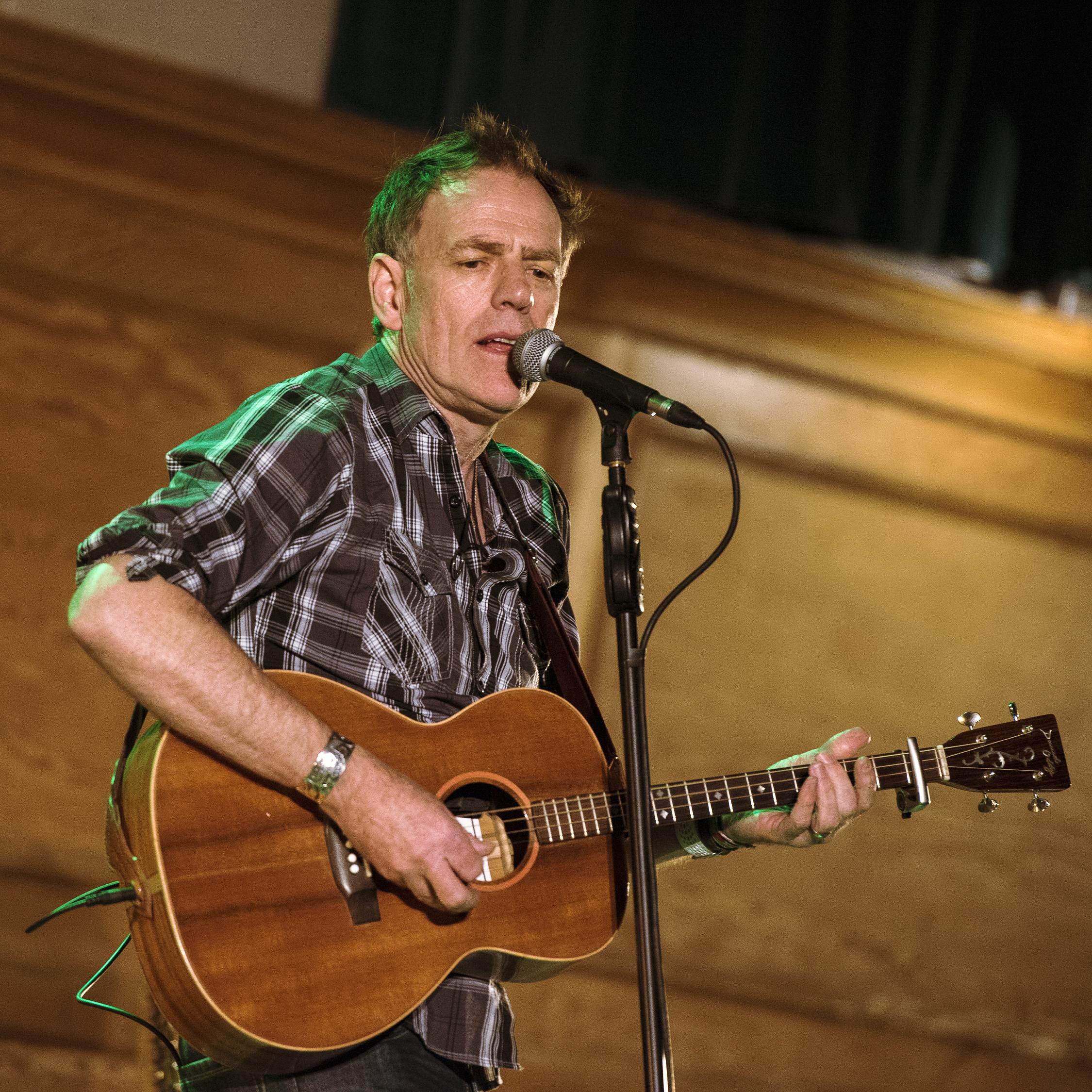 Martyn Joseph live