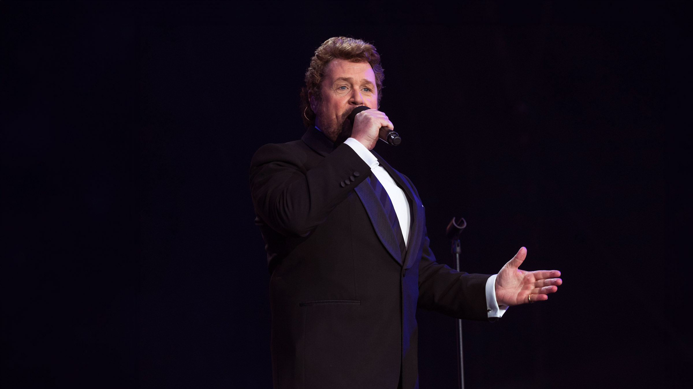 Michael Ball live