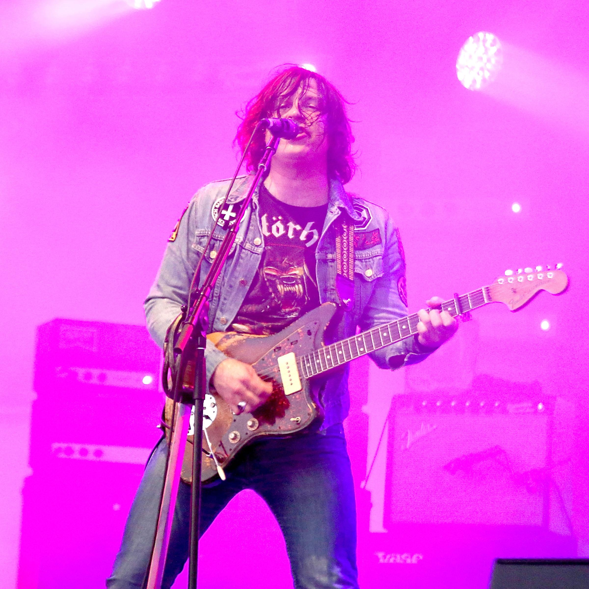 Ryan Adams & The Cardinals live