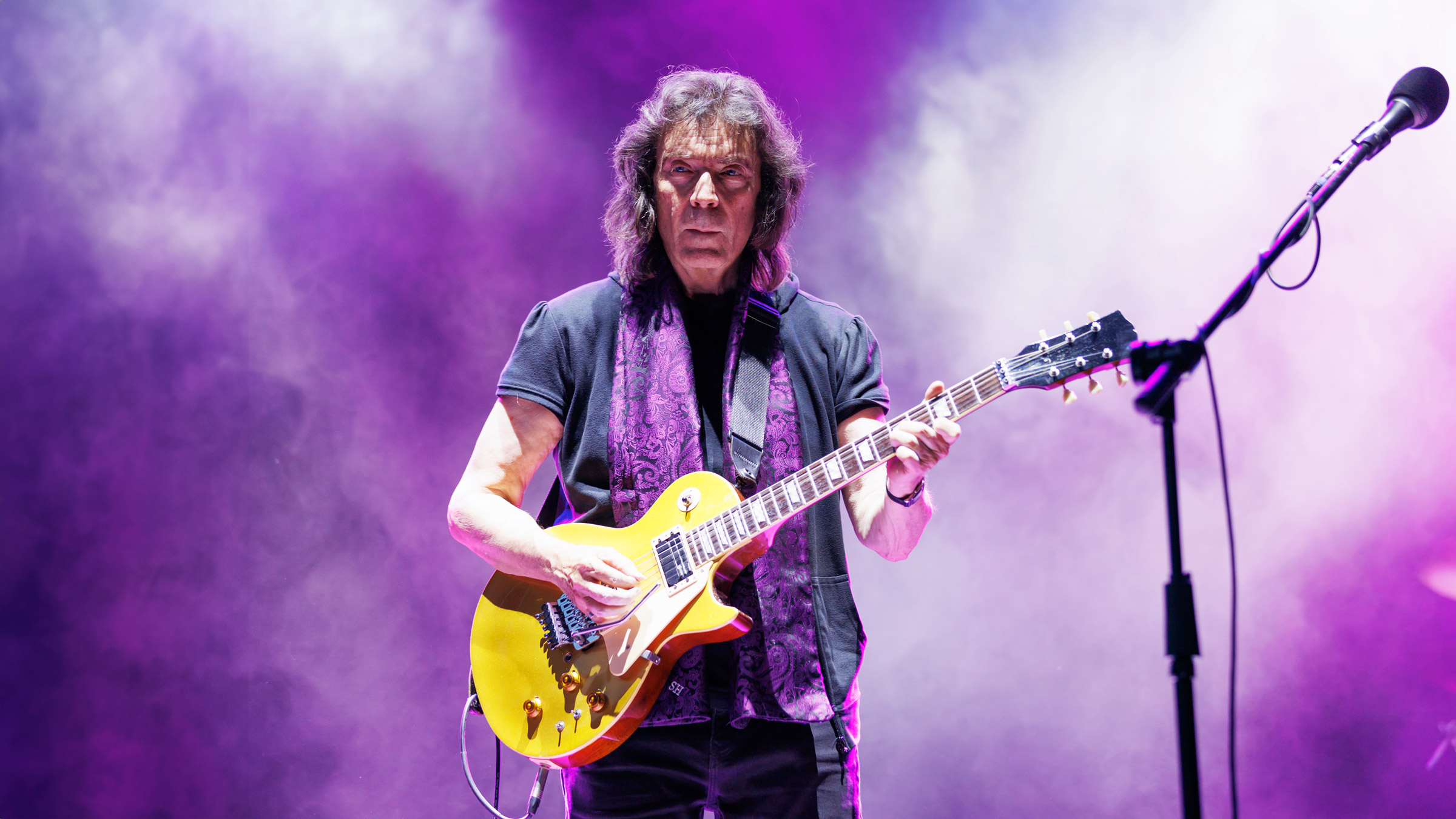 Steve Hackett live