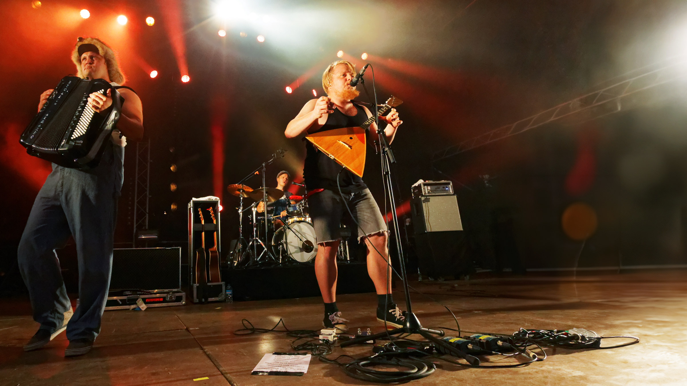 Steve'N'Seagulls live