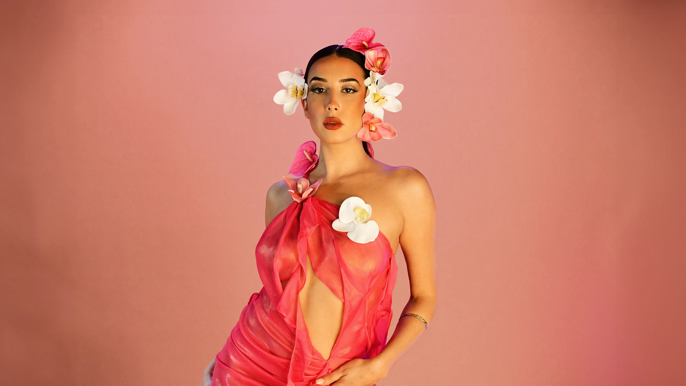Naïka - The Grand Tropical Tour