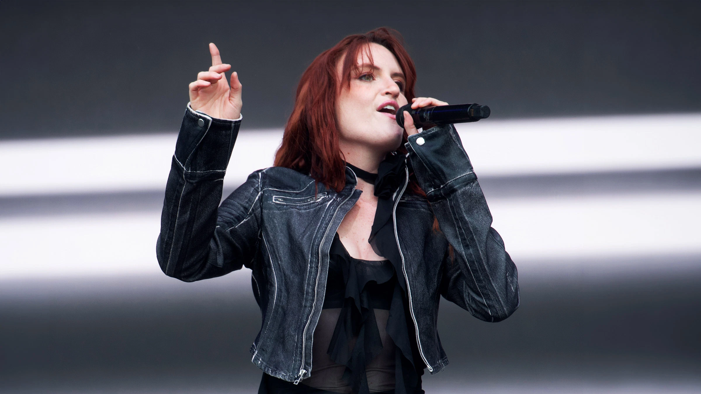 MUNA - EXTRA DATE ADDED