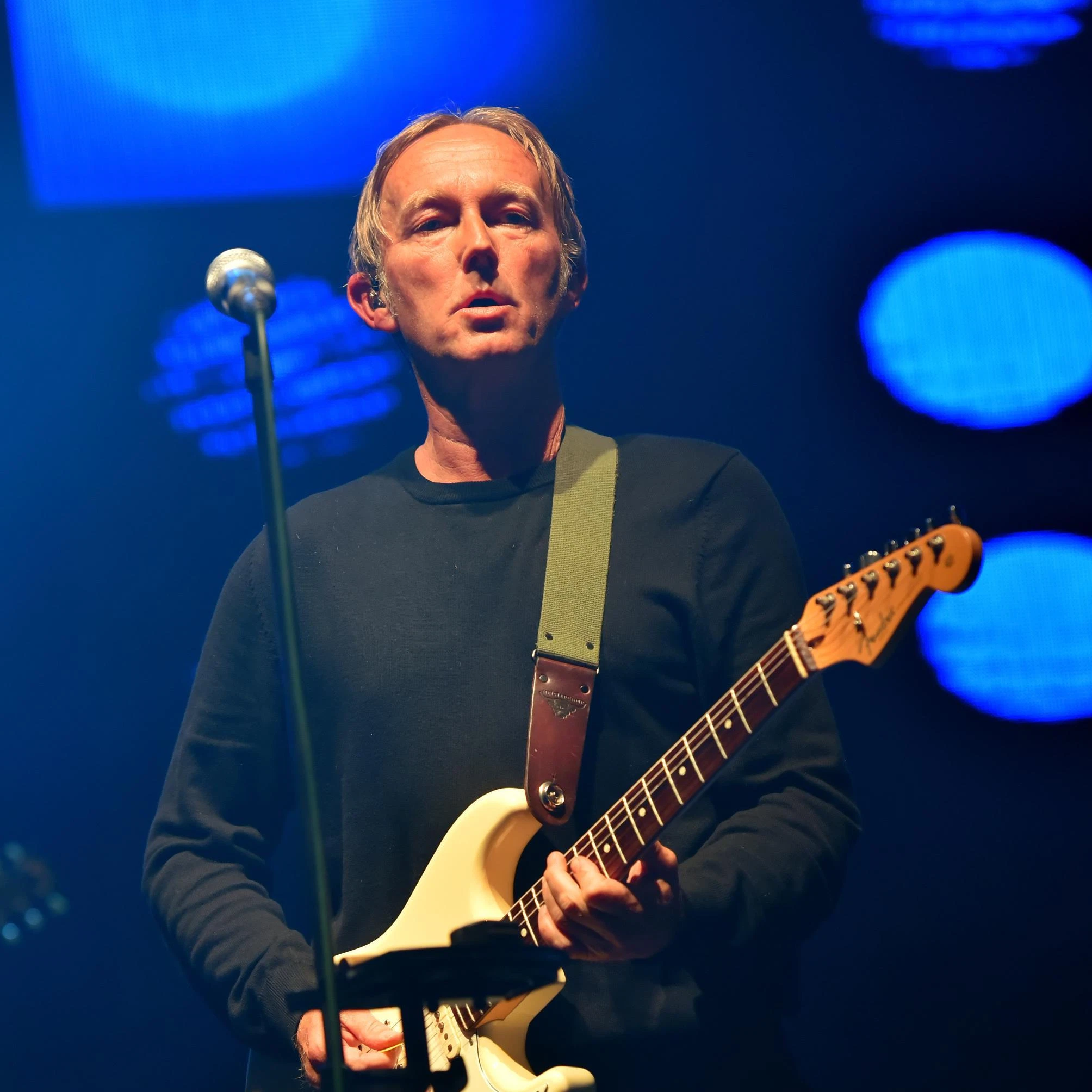 Traveller's Tunes: An Evening with Steve Cradock